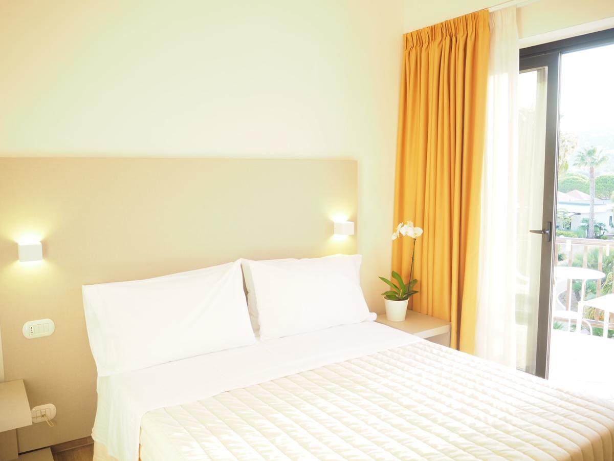Oasiclub Hotel Vieste Dış mekan fotoğraf