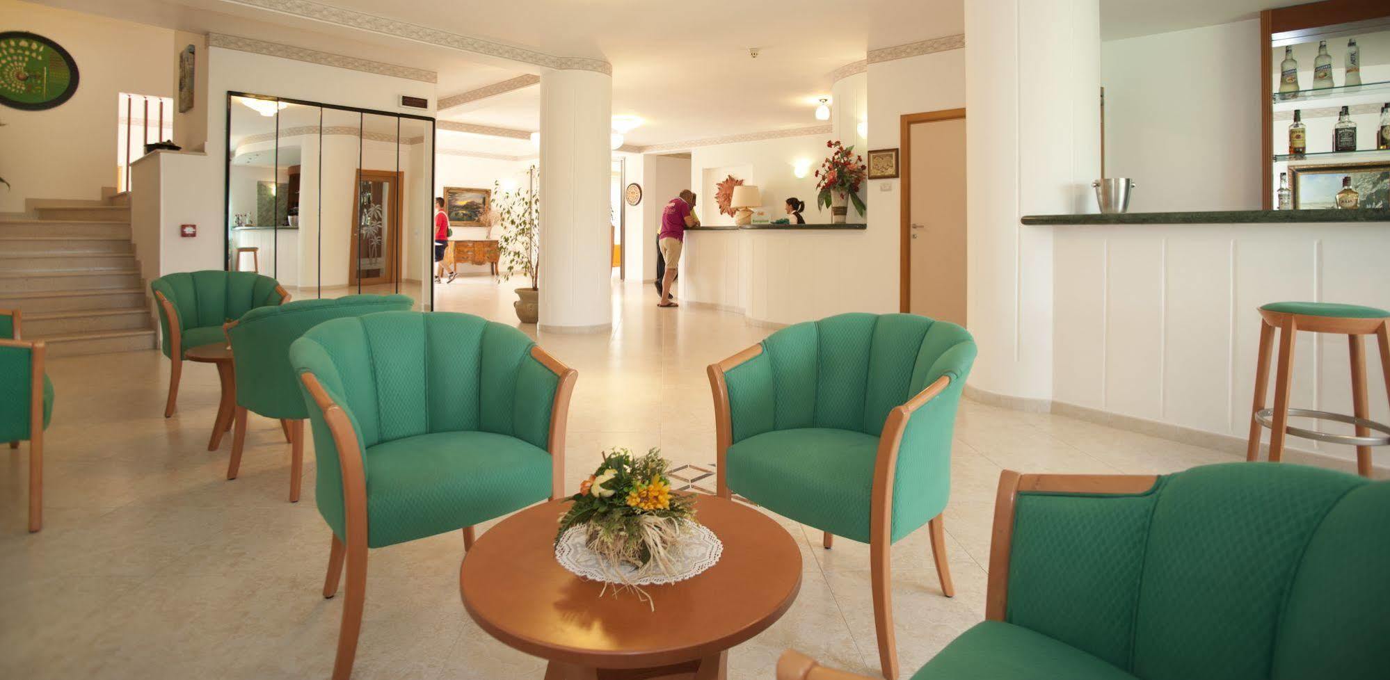 Oasiclub Hotel Vieste Dış mekan fotoğraf