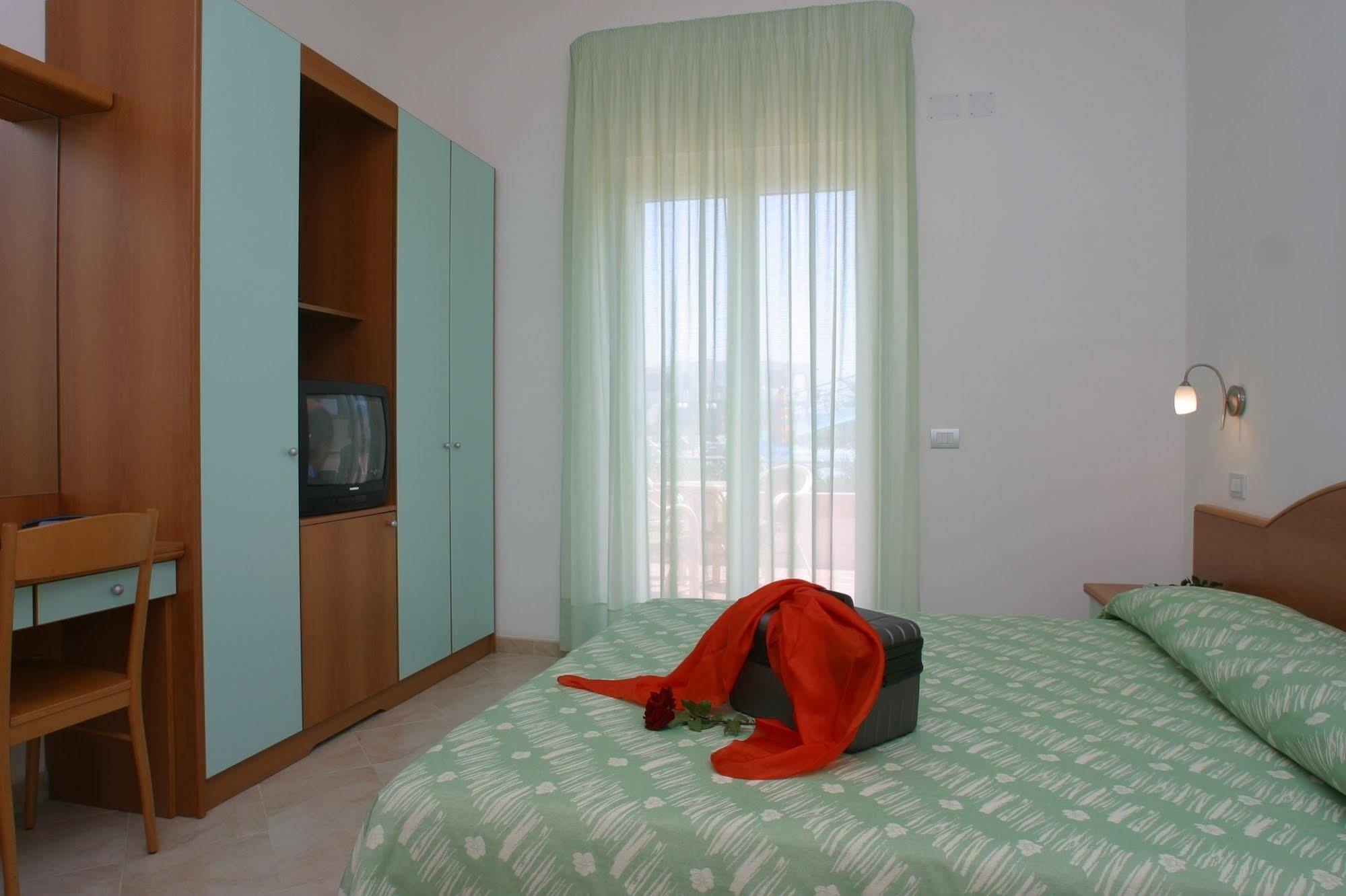 Oasiclub Hotel Vieste Dış mekan fotoğraf