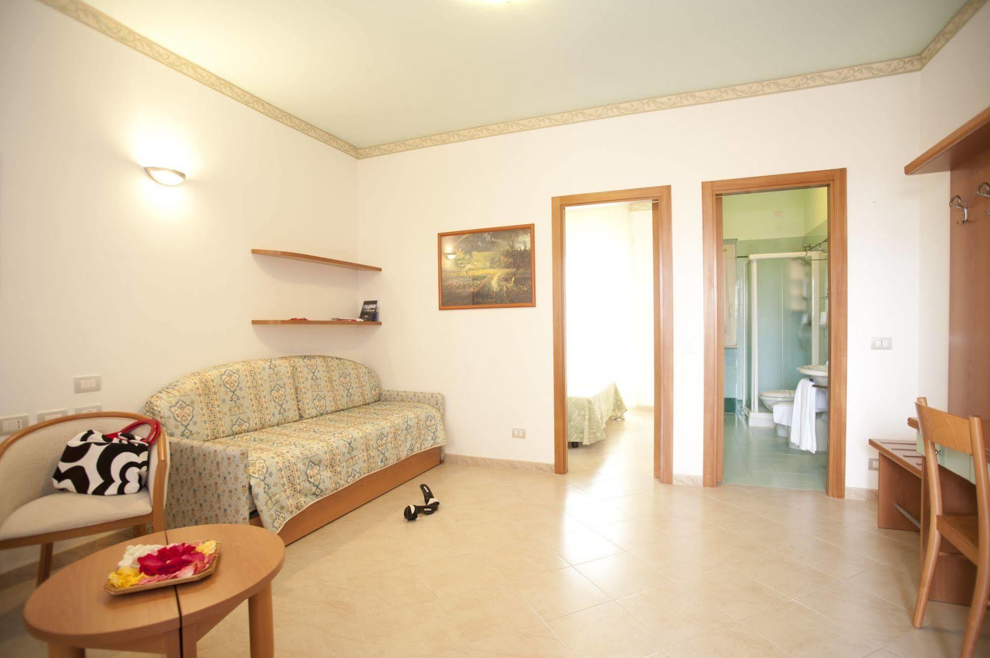 Oasiclub Hotel Vieste Dış mekan fotoğraf