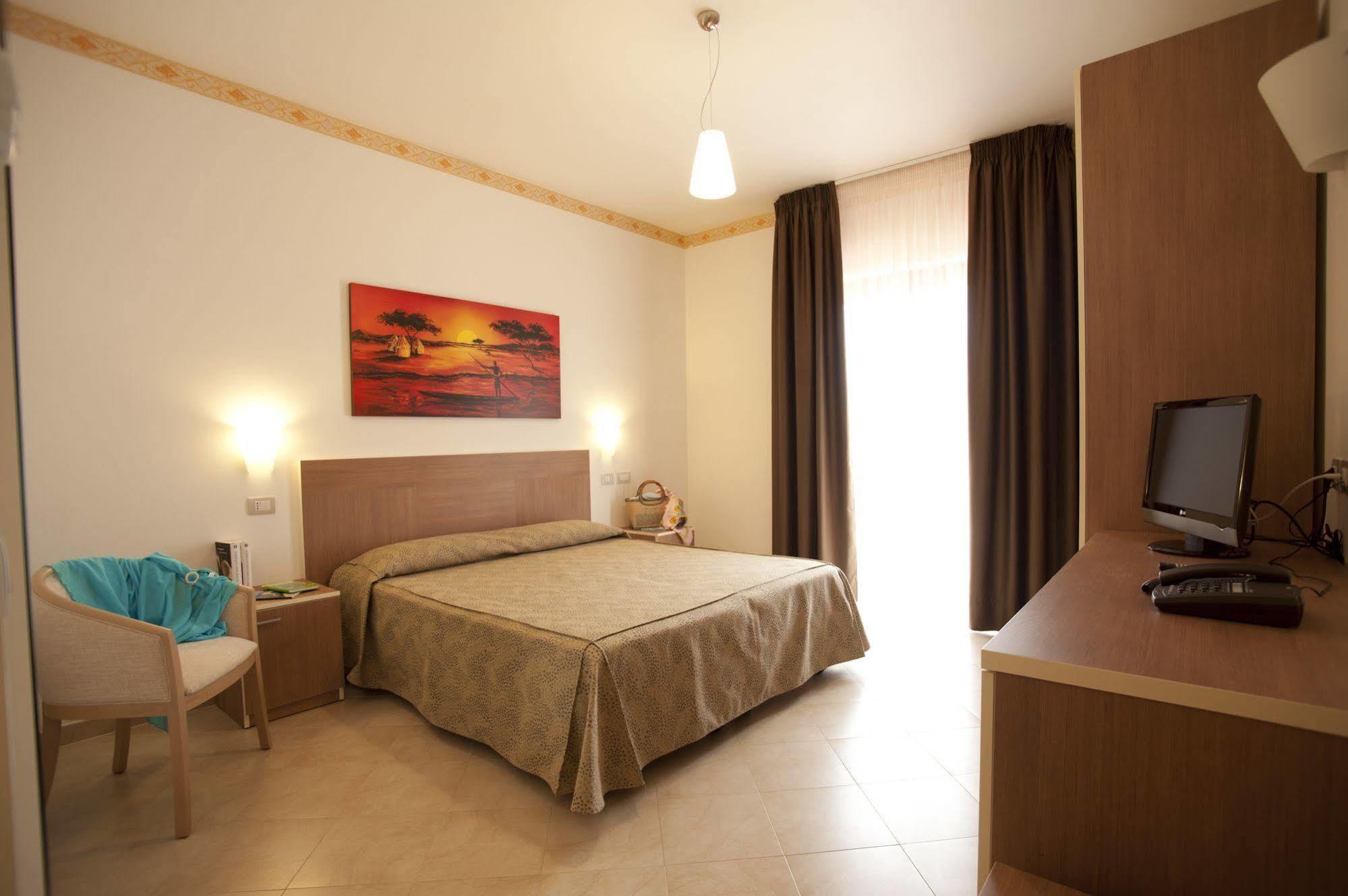 Oasiclub Hotel Vieste Dış mekan fotoğraf