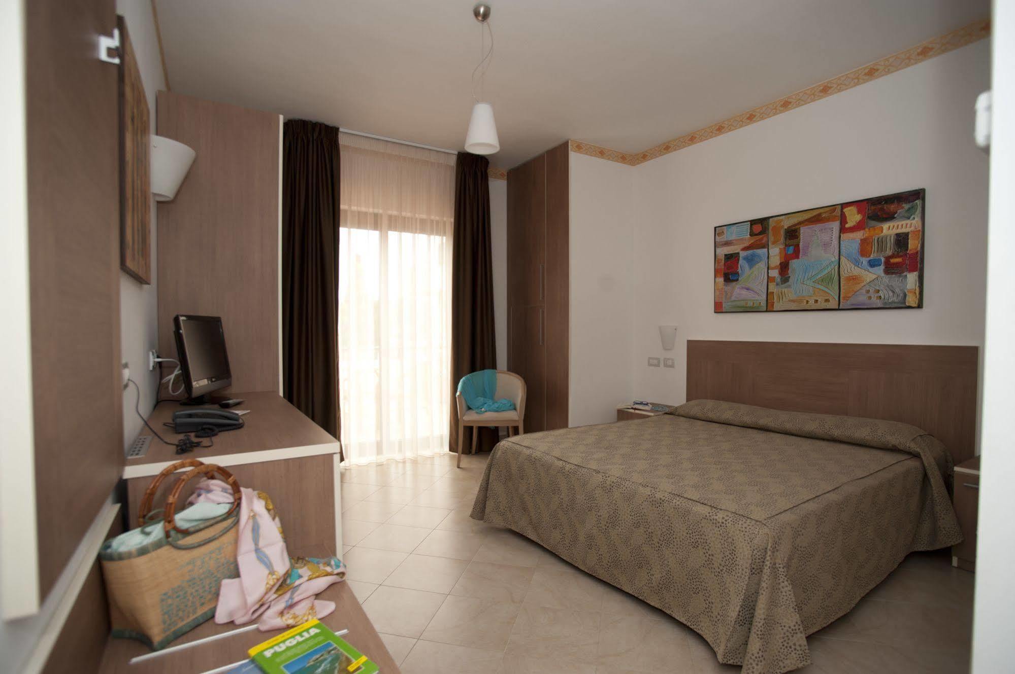 Oasiclub Hotel Vieste Dış mekan fotoğraf