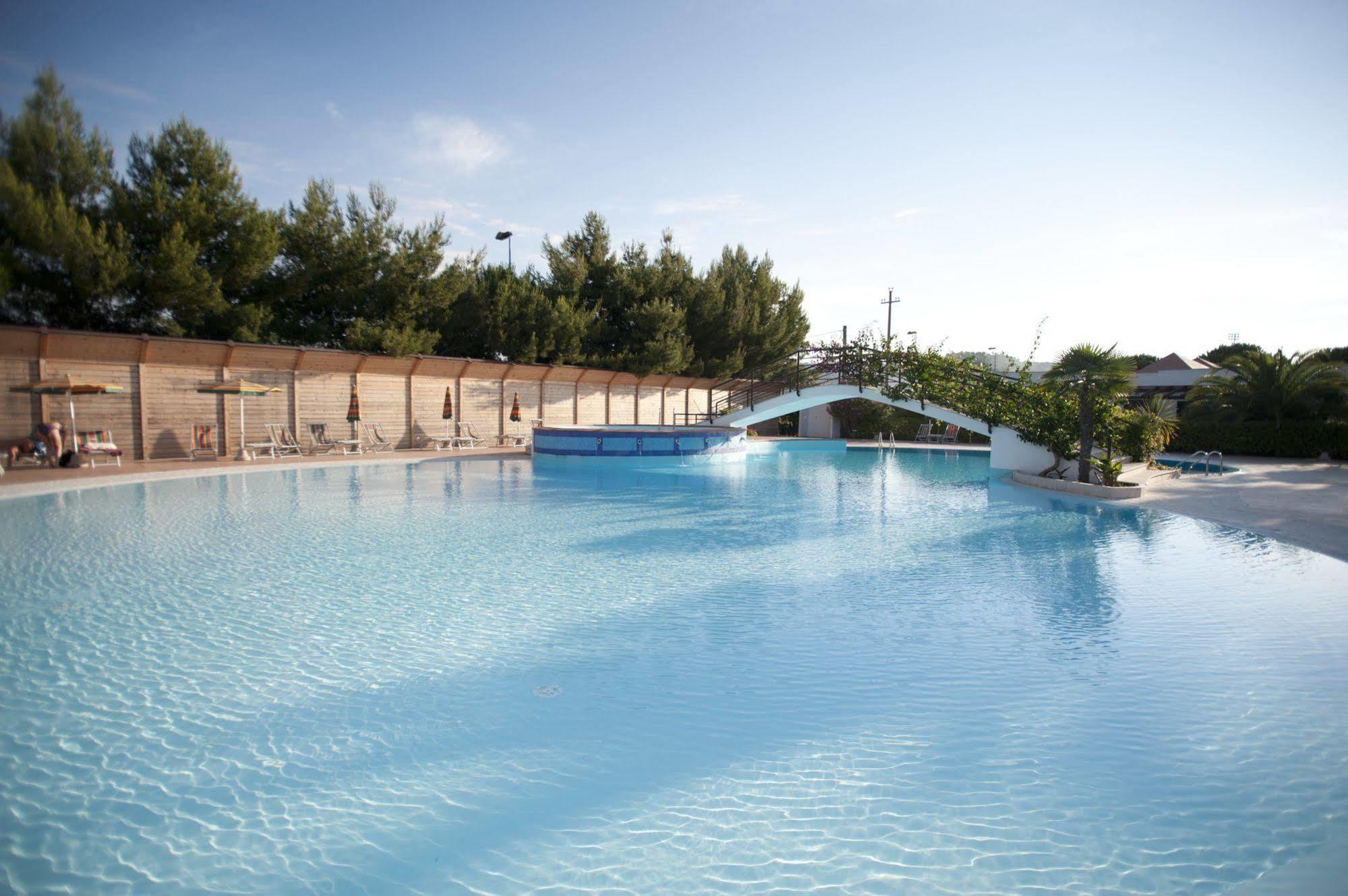 Oasiclub Hotel Vieste Dış mekan fotoğraf