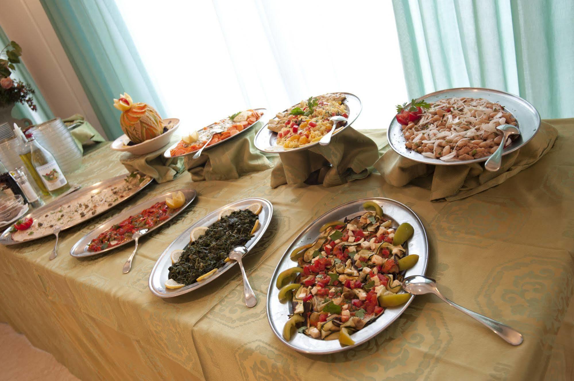 Oasiclub Hotel Vieste Dış mekan fotoğraf